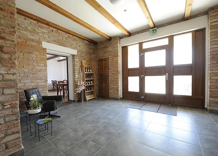 Penzionmoravia Gasthuis 3*